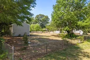 1317 Broken Branch Ct, Raleigh, NC 27610 - Photo 32