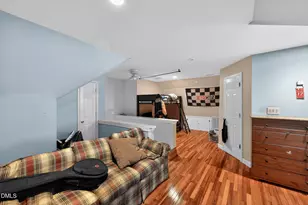 202 Montford Hall Ct, Cary, NC 27519 - Photo 16