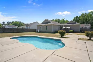 116b Willa Chase Ct, Benson, NC 27504 - Photo 2