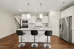 808 Churton Pl, Cary, NC 27518 - Photo 8