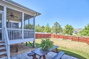 302 Tyner Loop Cir, Chapel Hill, NC 27516 - Photo 2