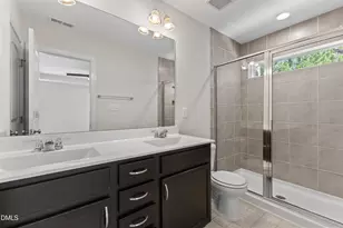 102 Harvest Oaks Ln, Durham, NC 27703 - Photo 24