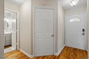 8321 Hempshire Pl, Raleigh, NC 27613 - Photo 14