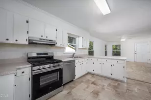 173 Credle St, Pittsboro, NC 27312 - Photo 10