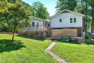 1410 Dunbar Ct, Cary, NC 27511 - Photo 24