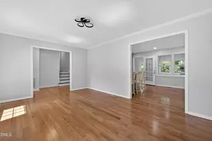 1410 Dunbar Ct, Cary, NC 27511 - Photo 4