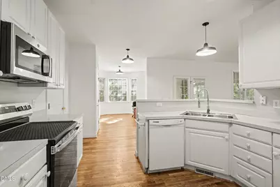 104 N Crabtree Knoll, Chapel Hill, NC 27514 - Photo 8
