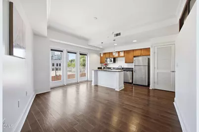 222 Glenwood Avenue #423, Raleigh, NC 27603 - Photo 4