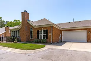 4701 Freys Hill Ct, Raleigh, NC 27612 - Photo 2