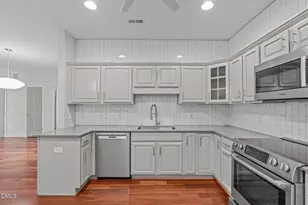 4701 Freys Hill Ct, Raleigh, NC 27612 - Photo 14