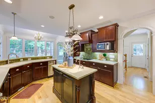 3901 Orchard Point Ct, Apex, NC 27539 - Photo 18