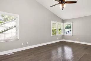 111 Vashon Ct, Cary, NC 27513 - Photo 18