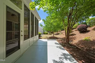 725 Bradhurst Pl, Cary, NC 27519 - Photo 44