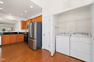 725 Bradhurst Pl, Cary, NC 27519 - Photo 12