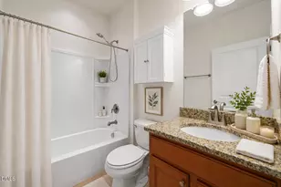 725 Bradhurst Pl, Cary, NC 27519 - Photo 38