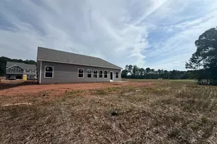 301 Allegheny Dr, Sanford, NC 27330 - Photo 16