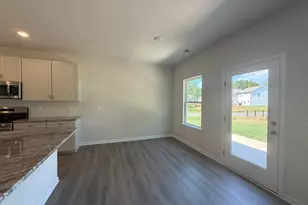 301 Allegheny Dr, Sanford, NC 27330 - Photo 6