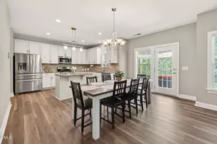 422 Lone Pine Loop, Fuquay Varina, NC 27526 - Photo 2