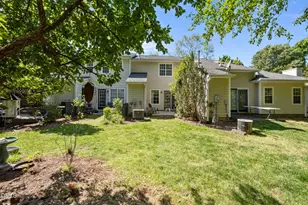 330 Standish Dr, Chapel Hill, NC 27517 - Photo 24