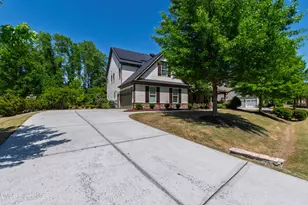 313 Karpen Ln, Cary, NC 27519 - Photo 8