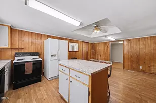 1108 W King St, Hillsborough, NC 27278 - Photo 12