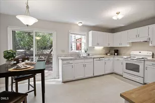 6532 Hearthstone Dr, Raleigh, NC 27615 - Photo 14