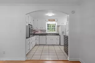 4405 Greenbrier Rd, Raleigh, NC 27603 - Photo 12