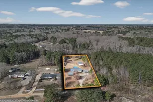 145 Hunter Ln, Henderson, NC 27537 - Photo 2