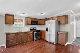 145 Hunter Ln, Henderson, NC 27537 - Photo 10