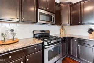 703 Silver Stream Ln, Cary, NC 27519 - Photo 8