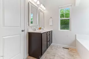 703 Silver Stream Ln, Cary, NC 27519 - Photo 16