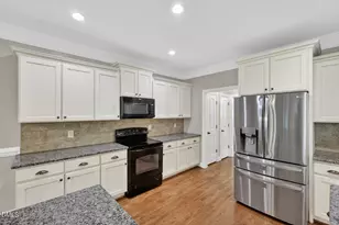 40 Larkspur Ct, Youngsville, NC 27596 - Photo 10