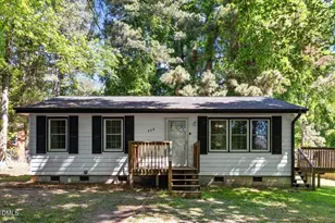 320 Holland Glen St, Fuquay-Varina, NC 27526 - Photo 2