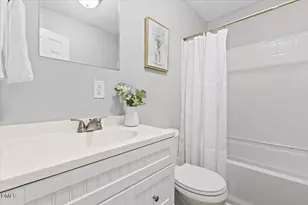 320 Holland Glen St, Fuquay-Varina, NC 27526 - Photo 8