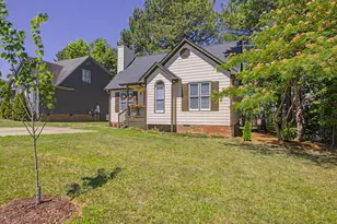 5 Jenee Ln, Durham, NC 27703 - Photo 2
