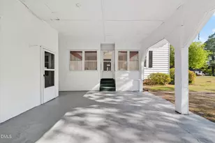 301 E Stanley St, Four Oaks, NC 27524 - Photo 32