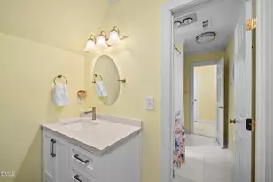 6110 Staffordshire Ct, Raleigh, NC 27609 - Photo 28
