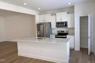 49 Lavender Ln, Clayton, NC 27520 - Photo 2