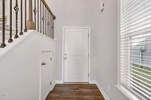 139 Mornington Pl, Clayton, NC 27520 - Photo 8