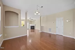 100 Stratford Lakes Dr, Durham, NC 27713 - Photo 6
