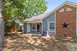 1101 Huntington Park Dr, Morrisville, NC 27560 - Photo 20
