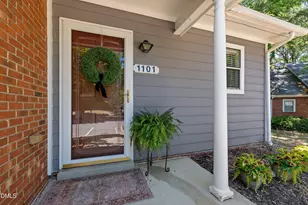 1101 Huntington Park Dr, Morrisville, NC 27560 - Photo 2