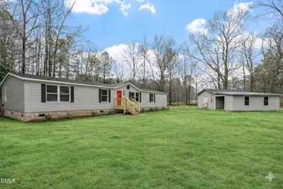 304 E Pope Avenue, Kenly, NC 27542 - Photo 1