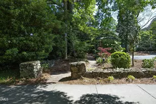 520 E Franklin St, Chapel Hill, NC 27514 - Photo 2