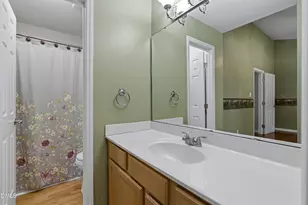 129 Bristol Ct, Youngsville, NC 27596 - Photo 32