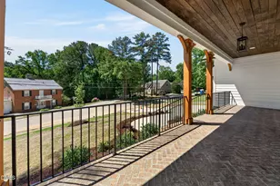 402 Willow St, Cary, NC 27511 - Photo 10