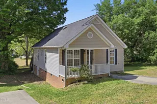 1402 E Lenoir St, Raleigh, NC 27610 - Photo 2