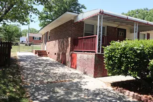 2804 Newark Dr, Raleigh, NC 27610 - Photo 10