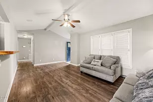 208 Deep Creek Dr, Clayton, NC 27520 - Photo 6