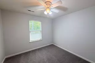 4716 Queen Pierrette St, Raleigh, NC 27610 - Photo 10
